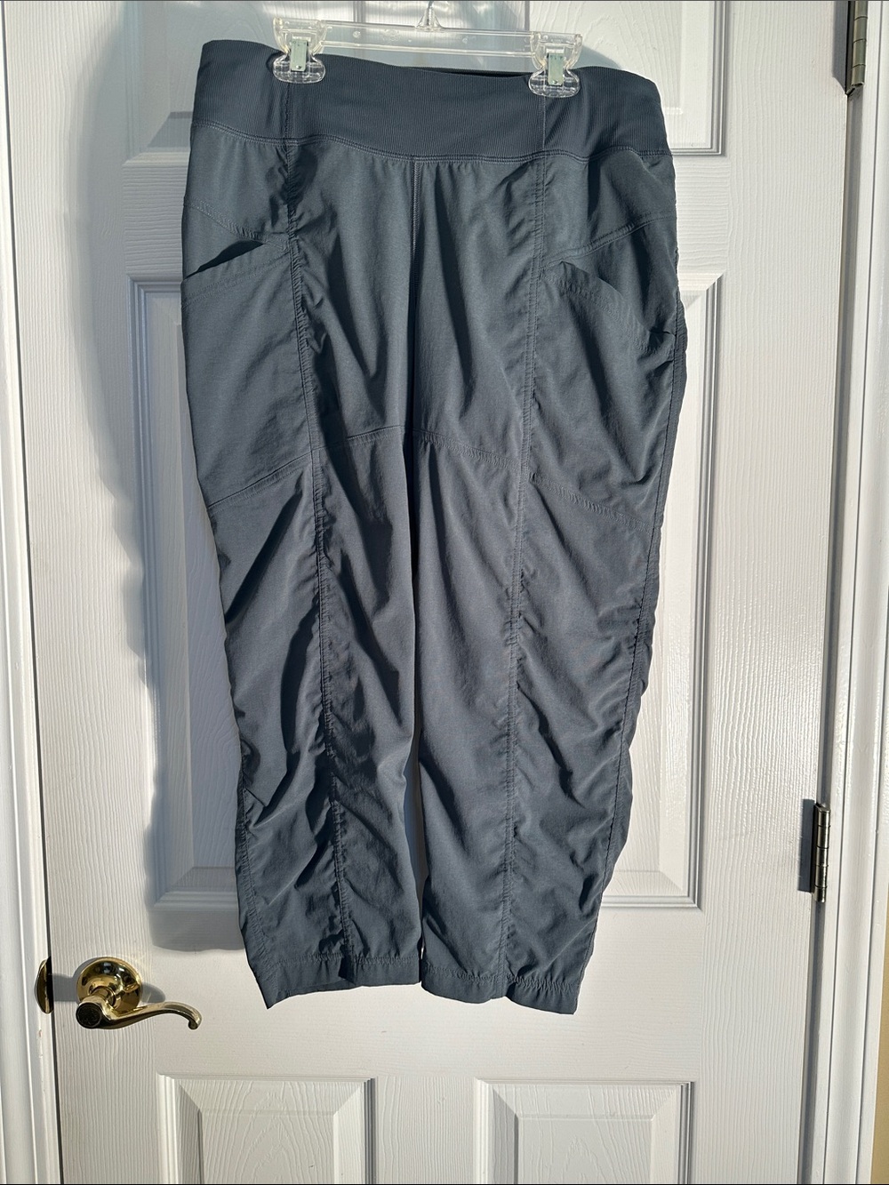 prAna Koen Capri Pants Women’s Medium Grey Blue Stretch Hiking Travel